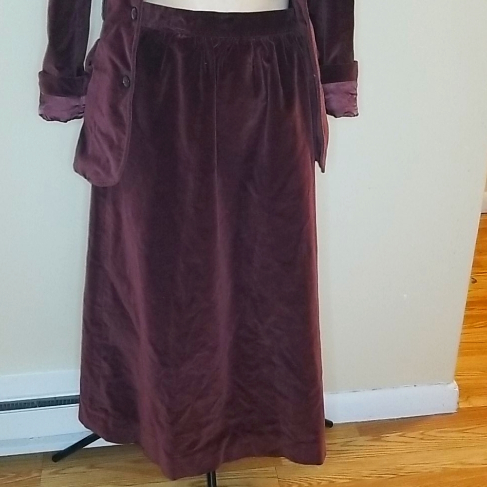 Ralph Lauren Womans 3/4 skirt bottom